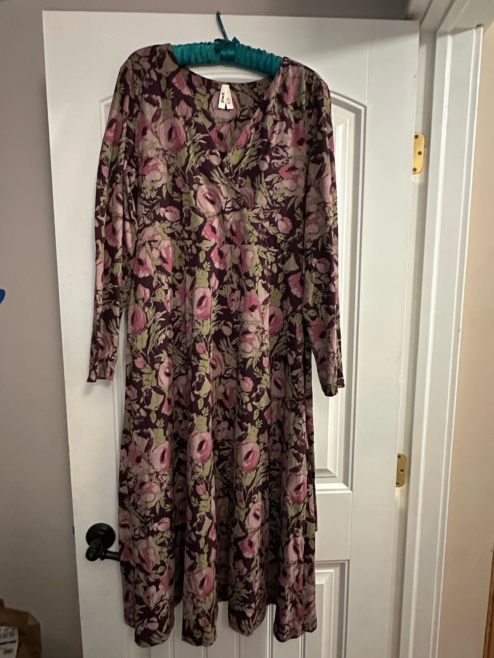 Pact L/S Floral V-Neck Midi Dress in Mauve and Olive